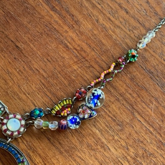 Gorgeous Ayala Bar necklace. - Picture 5 of 5